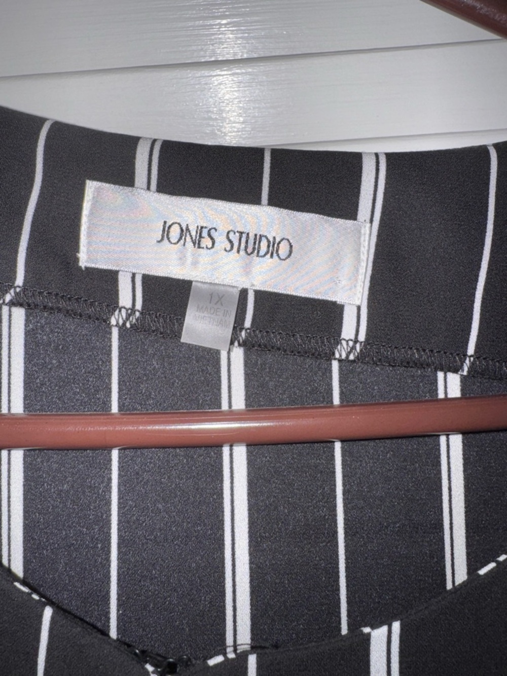 Jones Studio Black & White Pinstripe Top